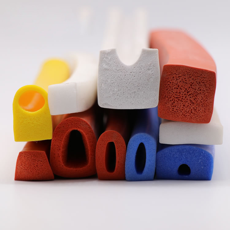 設(shè)備密封條有異味、不耐高溫消毒？嶸牌食品級/醫(yī)療級硅膠發(fā)泡條，無毒無味，耐高溫滅菌