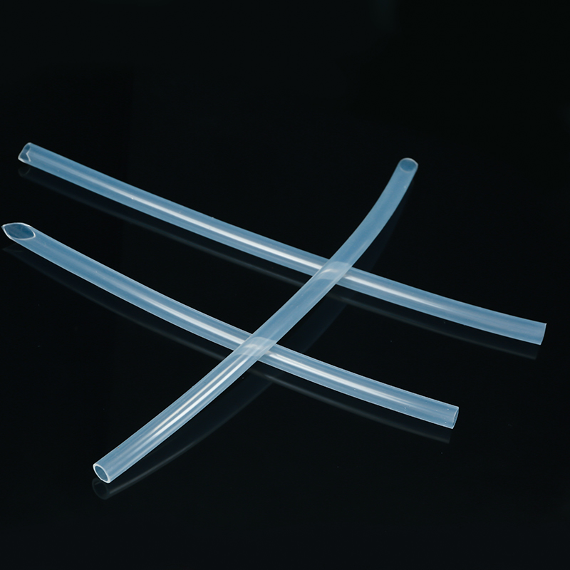 嶸牌抗黃變鉑金硫化硅膠管：從源頭抑制發黃，持久澄澈維護產品高端形象